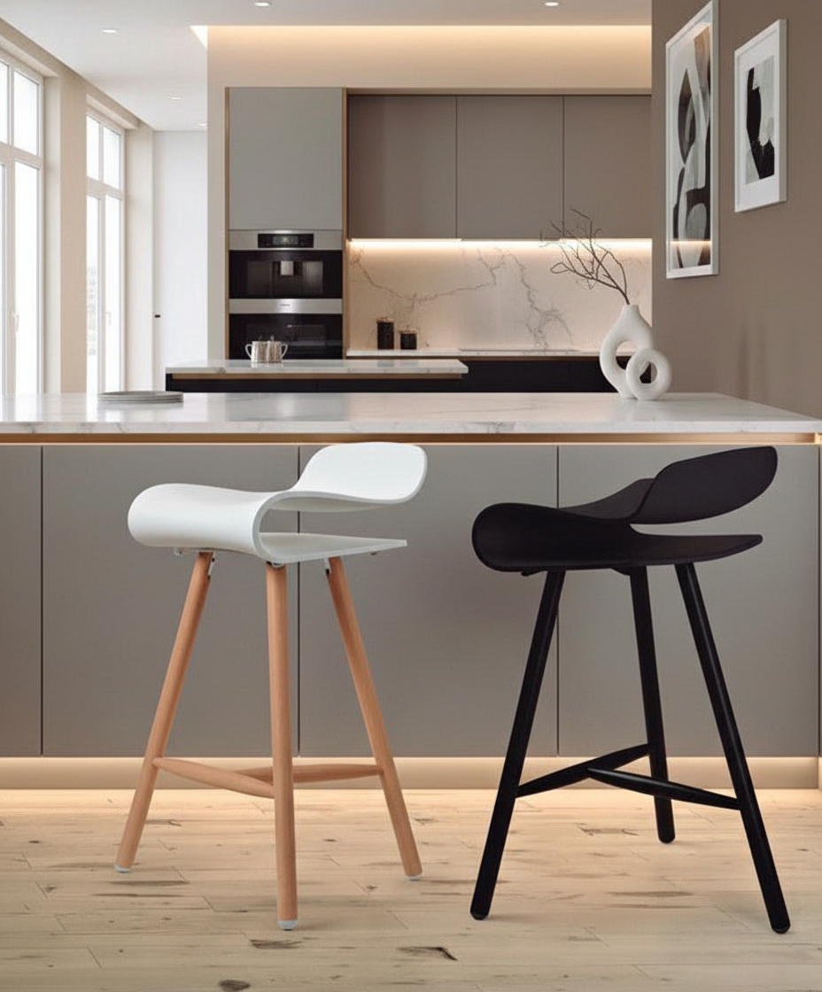 כסאות בר פלסטיק