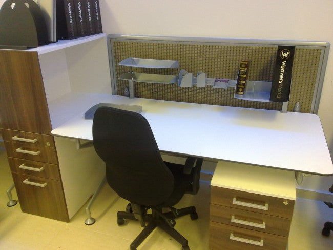 דגם כסא עבודה לייט 2 | המבורגר ברוס