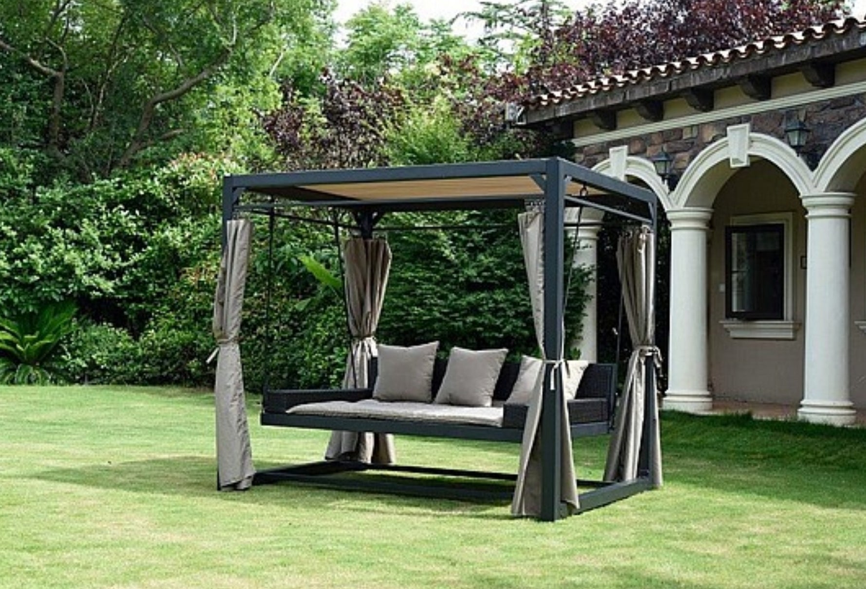 נדנדת גזיבו כוללת וילונות מפוארים 55898 | המבורגר ברוס