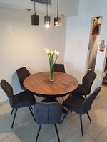 שולחן לפינת אוכל 1.30 נפתח + 6 כיסאות מרופדים שחורים | המבורגר ברוס