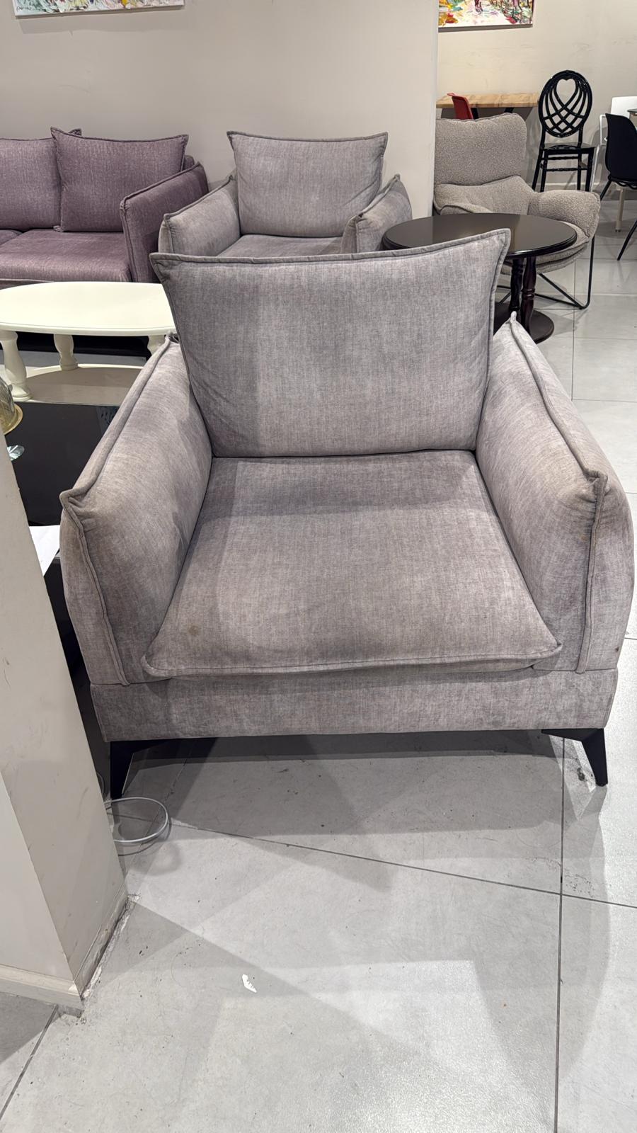 כורסת יחיד ז'ורנל מתצוגה | המבורגר ברוס