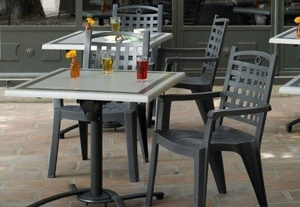 דגם כיסא פלסטיק בשבילי | המבורגר ברוס