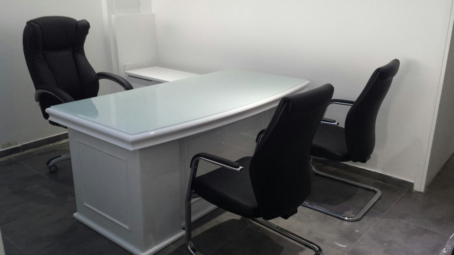 שולחן מנהל איכותי צבע אפוקסי לבן 1.80*90 ווטוצלי | המבורגר ברוס