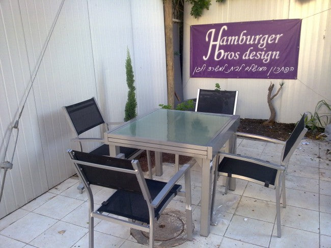 דגם סט ריהוט גינה נפתח וירון כולל 4 כסאות עם ידיות | המבורגר ברוס