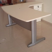 דגם שולחן קובי 180*180 | המבורגר ברוס