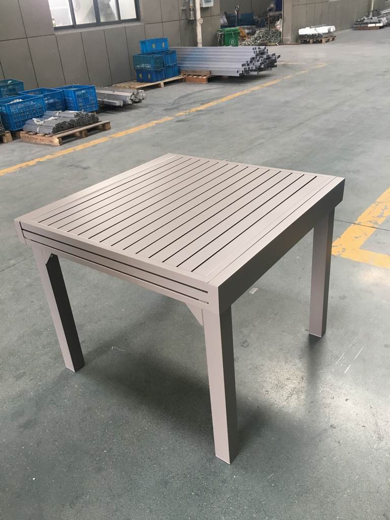 שולחן גינה נפתח 100% אלומיניום 90*90 | המבורגר ברוס