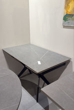 שולחן גרניט 1.2 נפתח מתצוגה | המבורגר ברוס