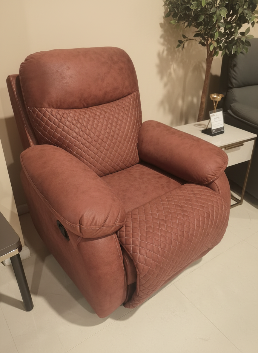 כורסת טלויזיה עם הדום נפתח מתצוגה