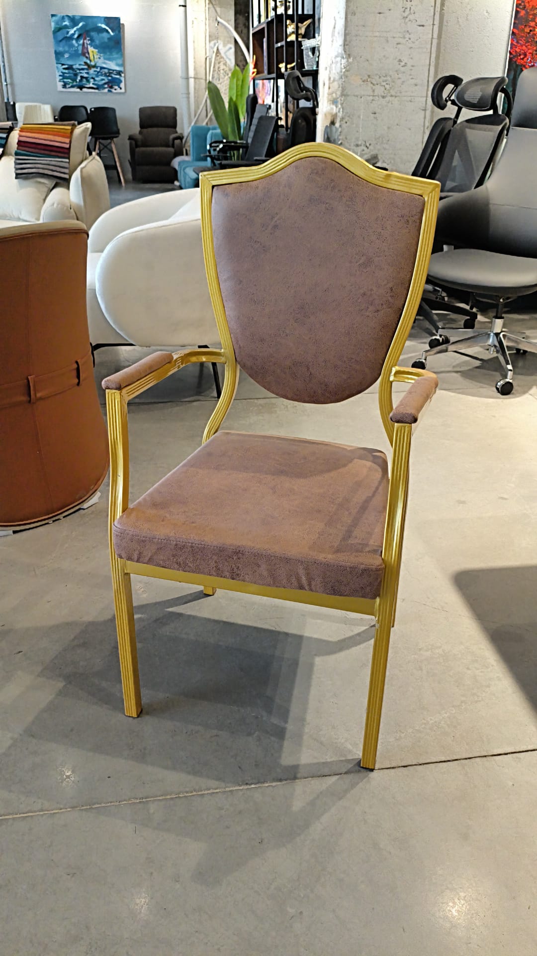 כיסא אולם קינג | המבורגר ברוס