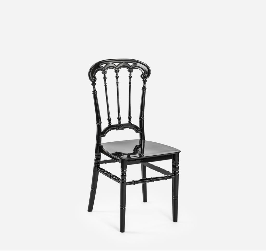 כסא אולמות 852 | המבורגר ברוס