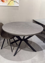 שולחן עגול 1.2 נפתח מתצוגה | המבורגר ברוס