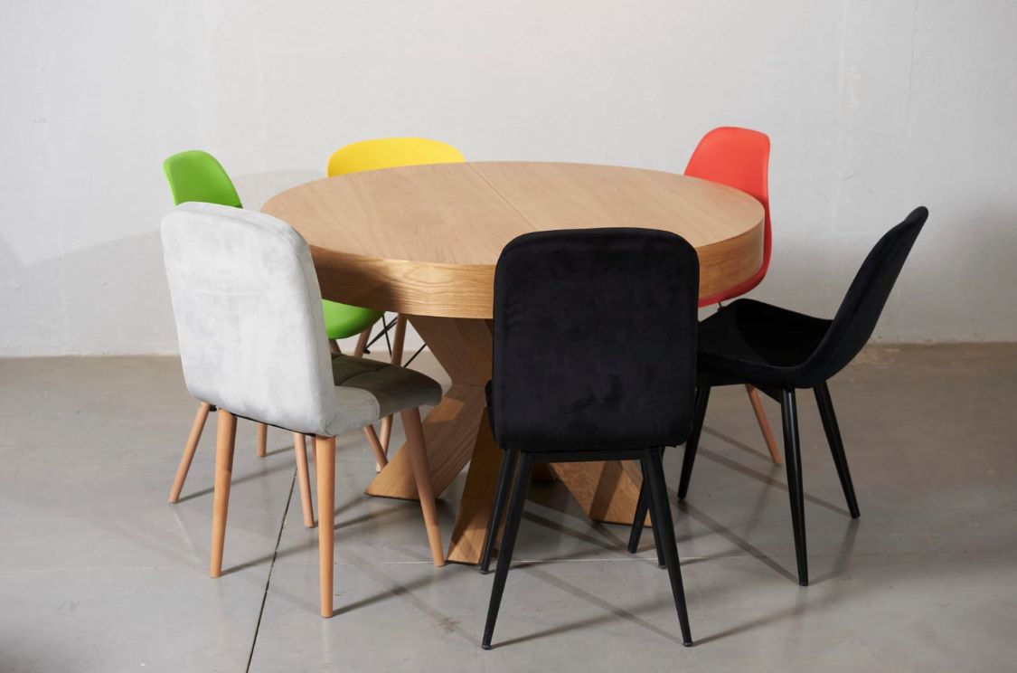 שולחן עגול נפתח  + 6 כסאות | המבורגר ברוס