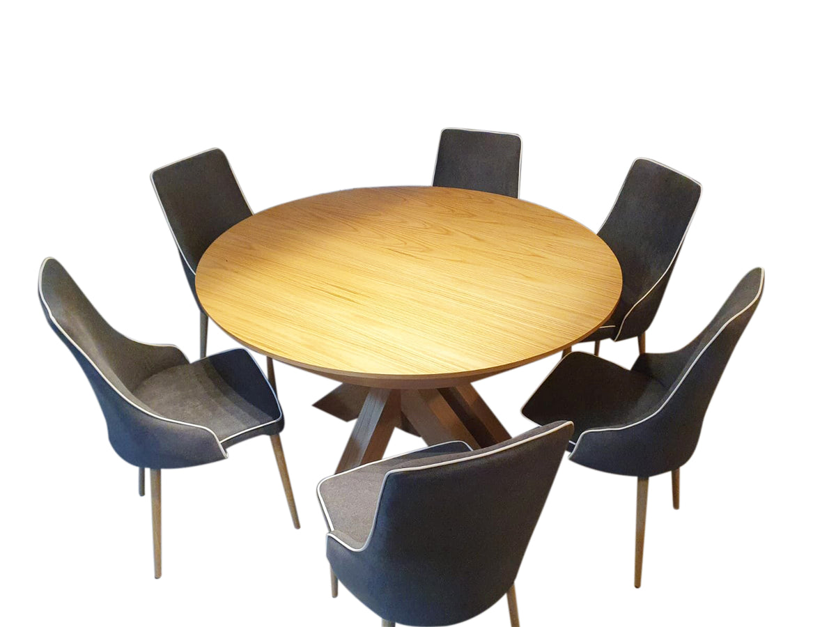 פינת אוכל מעוגלת ומעוצבת יפה 722189 | המבורגר ברוס