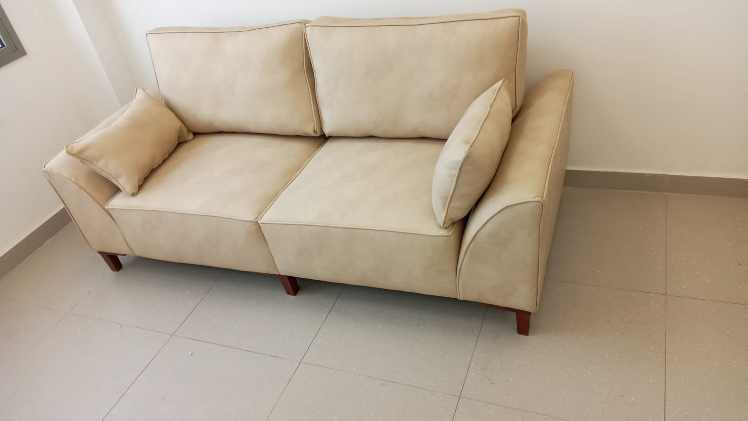 ספת אירוח דגם 7984 | המבורגר ברוס