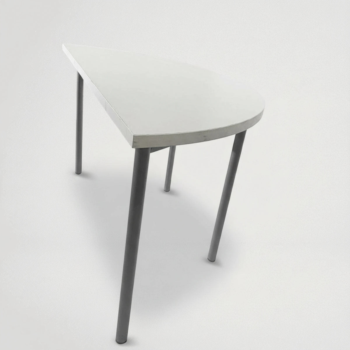 שולחן תלמיד/מוסדות חינוך חצי עיגול