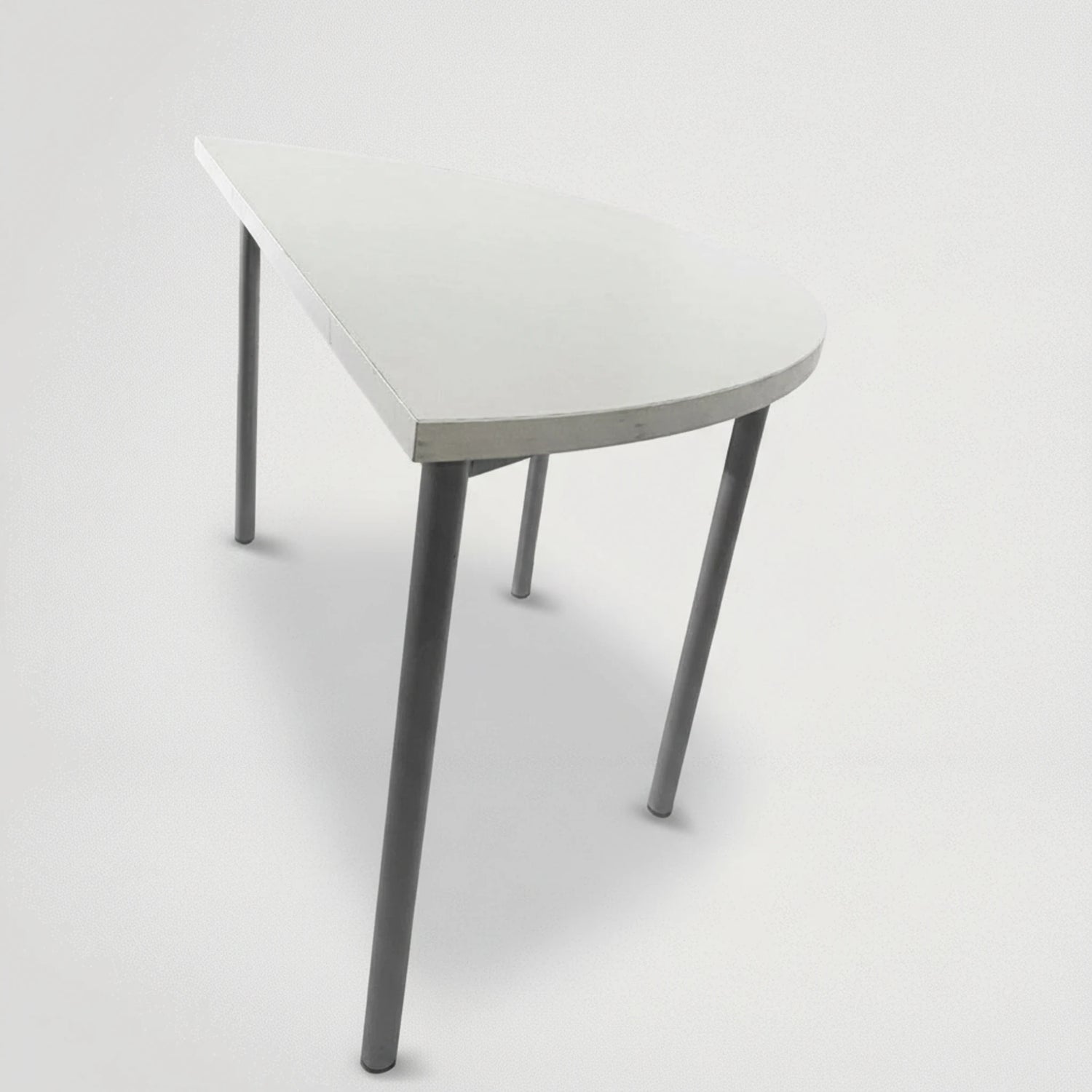 שולחן תלמיד/מוסדות חינוך חצי עיגול