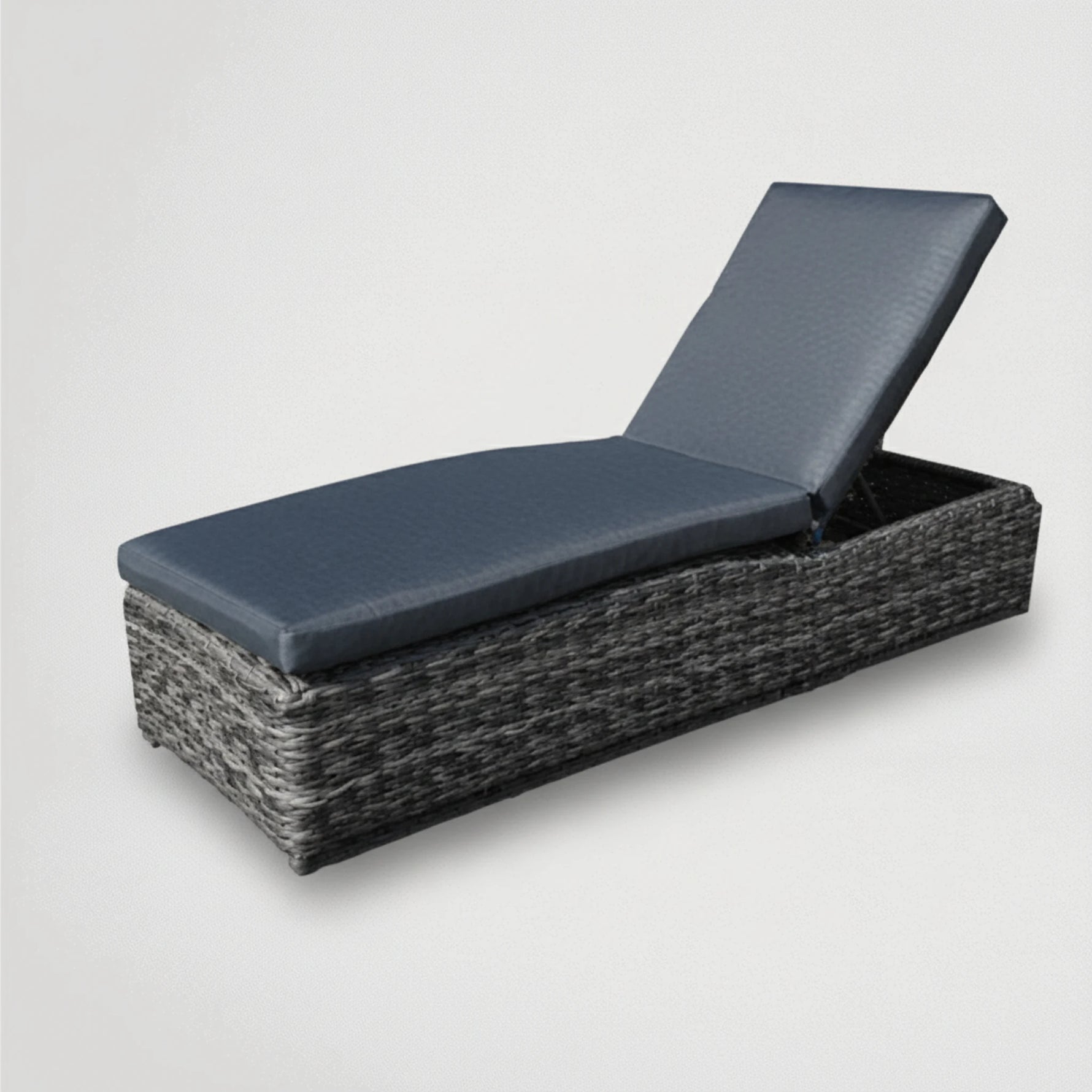 מיטת שיזוף מראטן דגם 4433