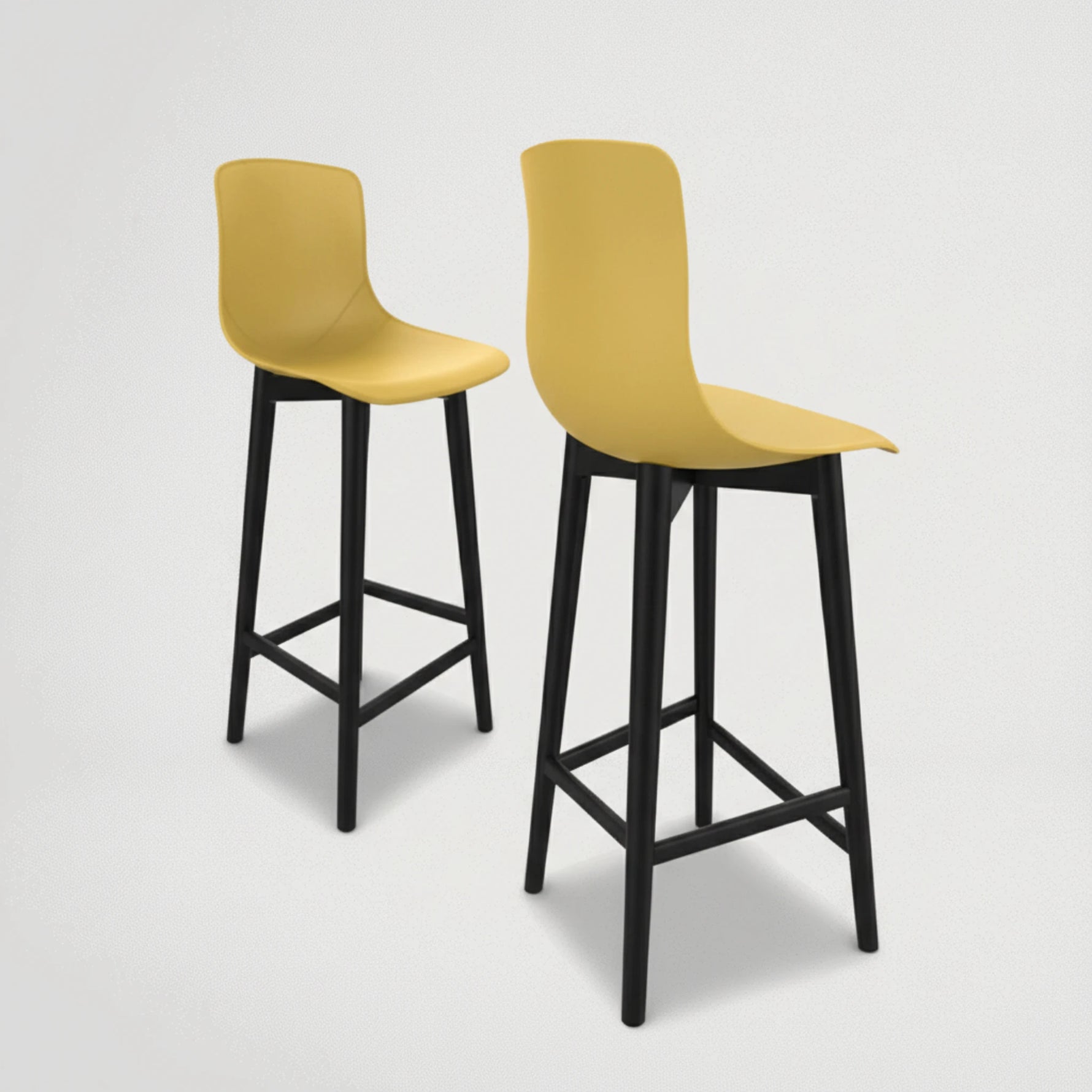 כיסא בר מפלסטיק עם רגל עץ איכותי נוח יציב ויפה 7004