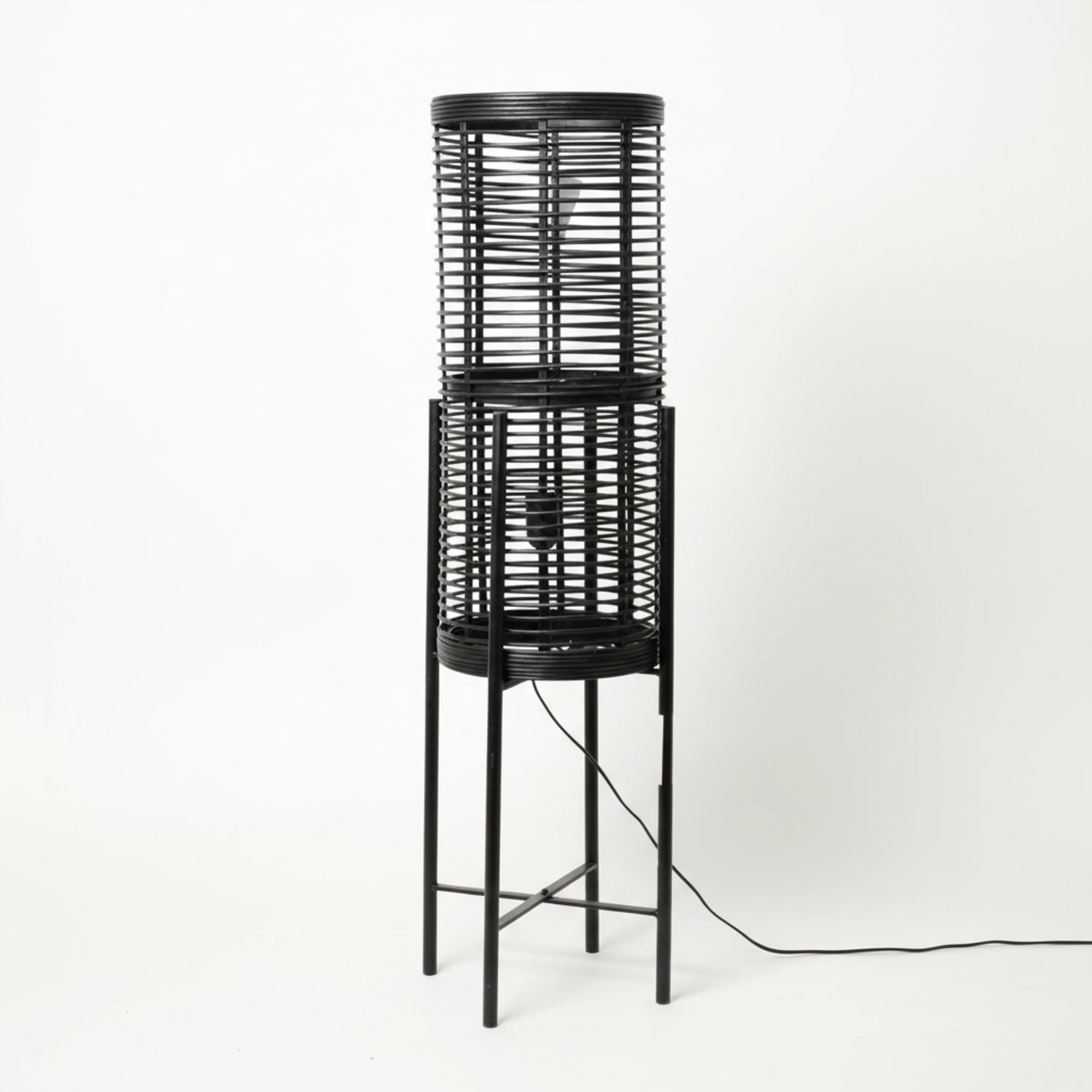 מנורת לילה רצפתי במבוק 77366