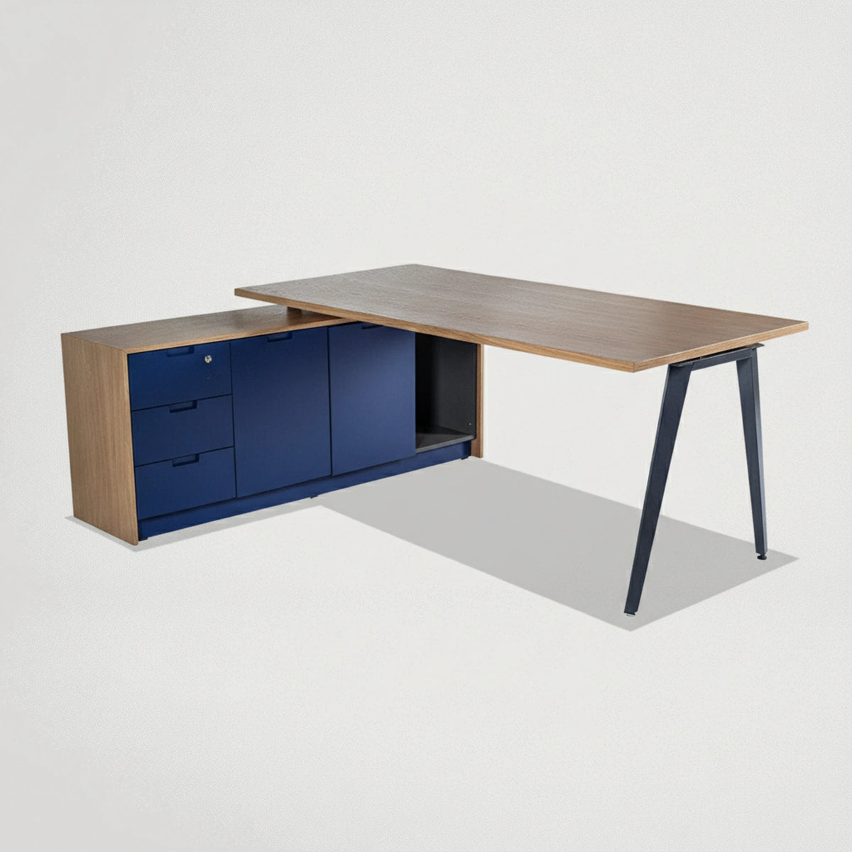 שולחן משרדי דגם אניגמה