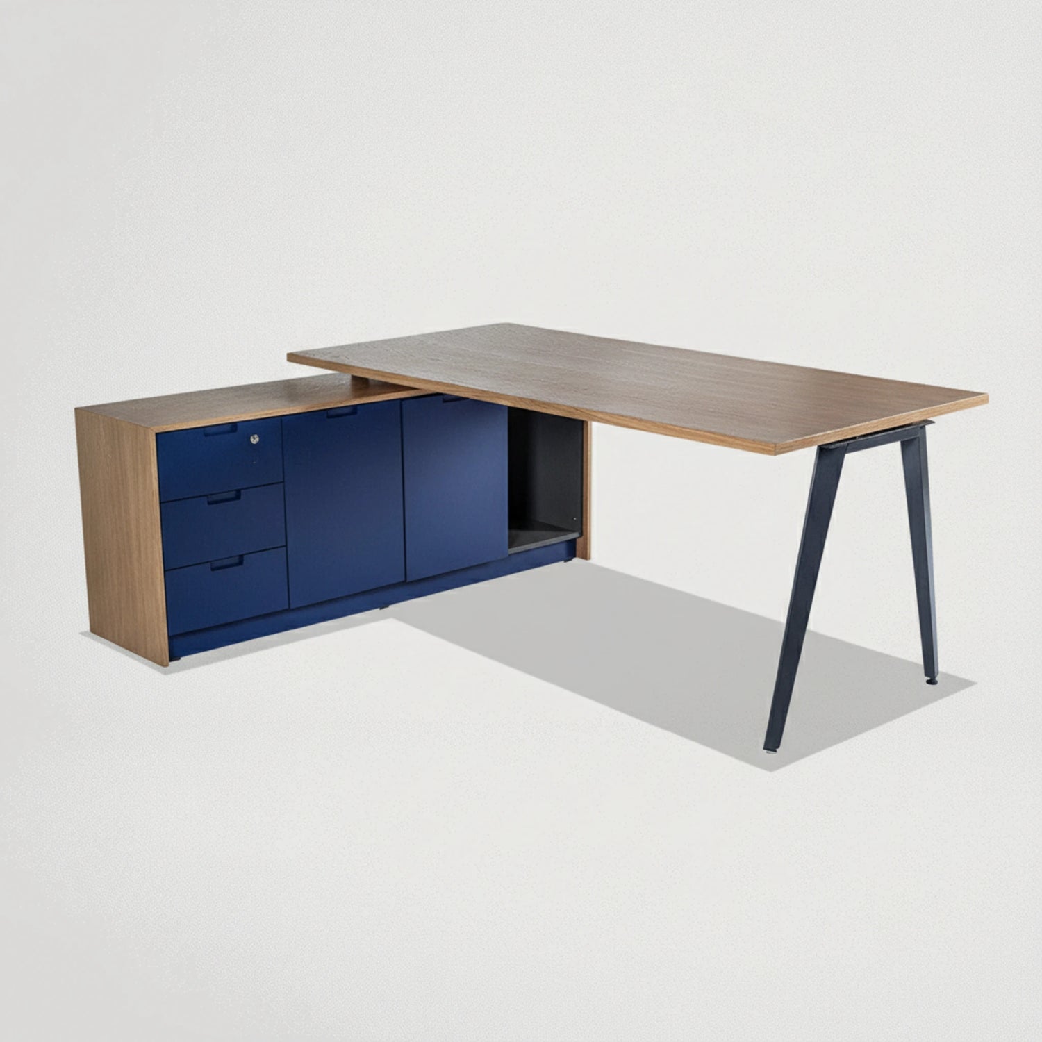 שולחן משרדי דגם אניגמה