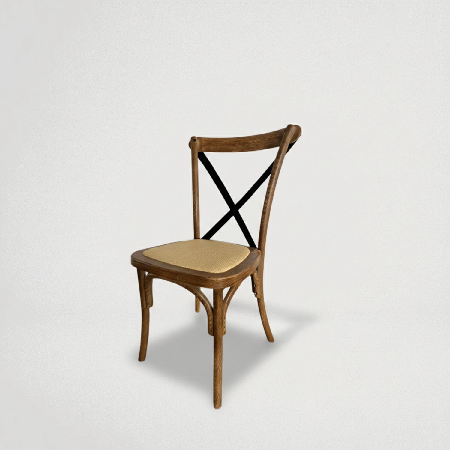 כסא עץ גב איקס דגם שחור מניפיק