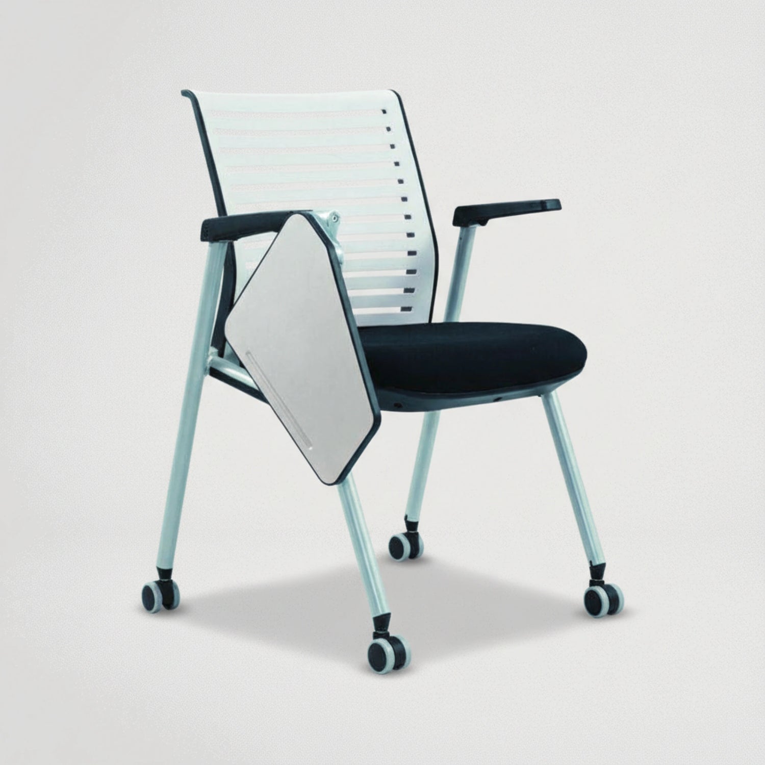 כסא דגם דיניג