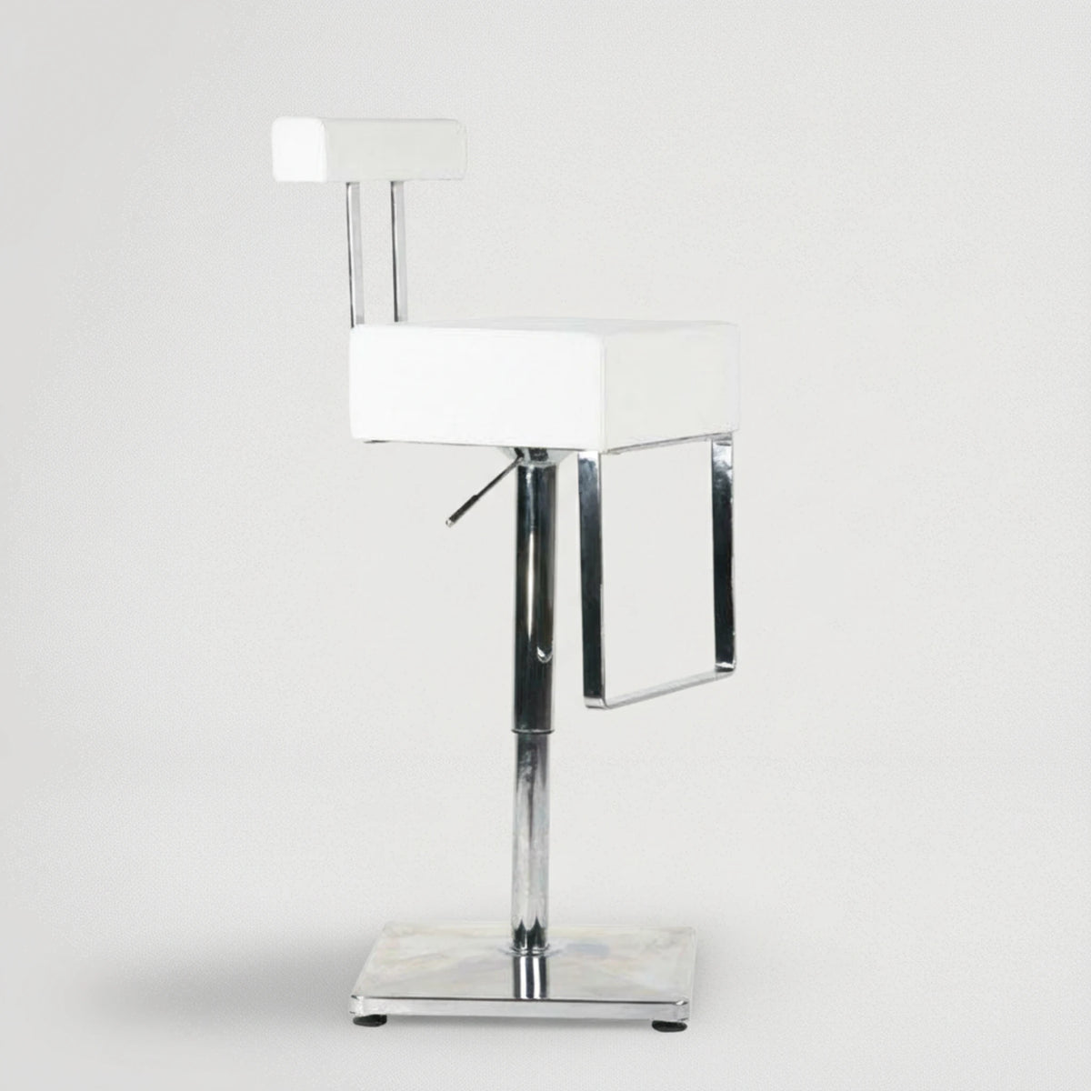 דגם כסא מלניום