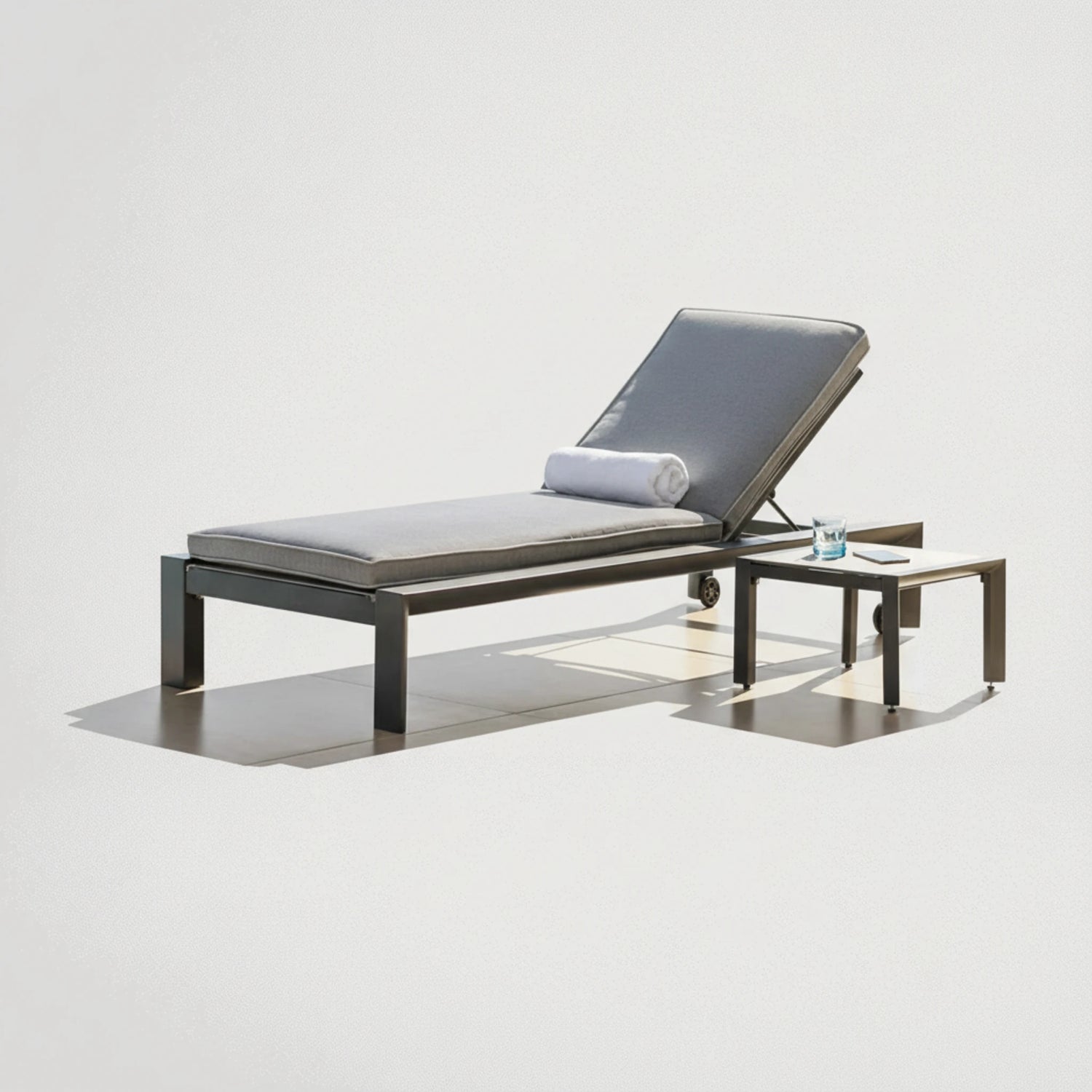 מיטת שיזוף אלומיניום בצבע אפור43786