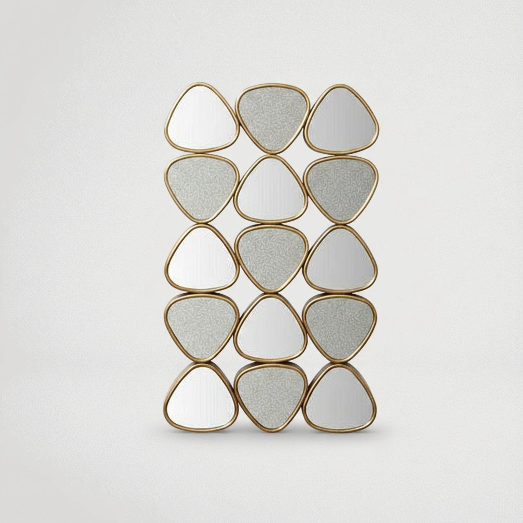 משולש זהב 654