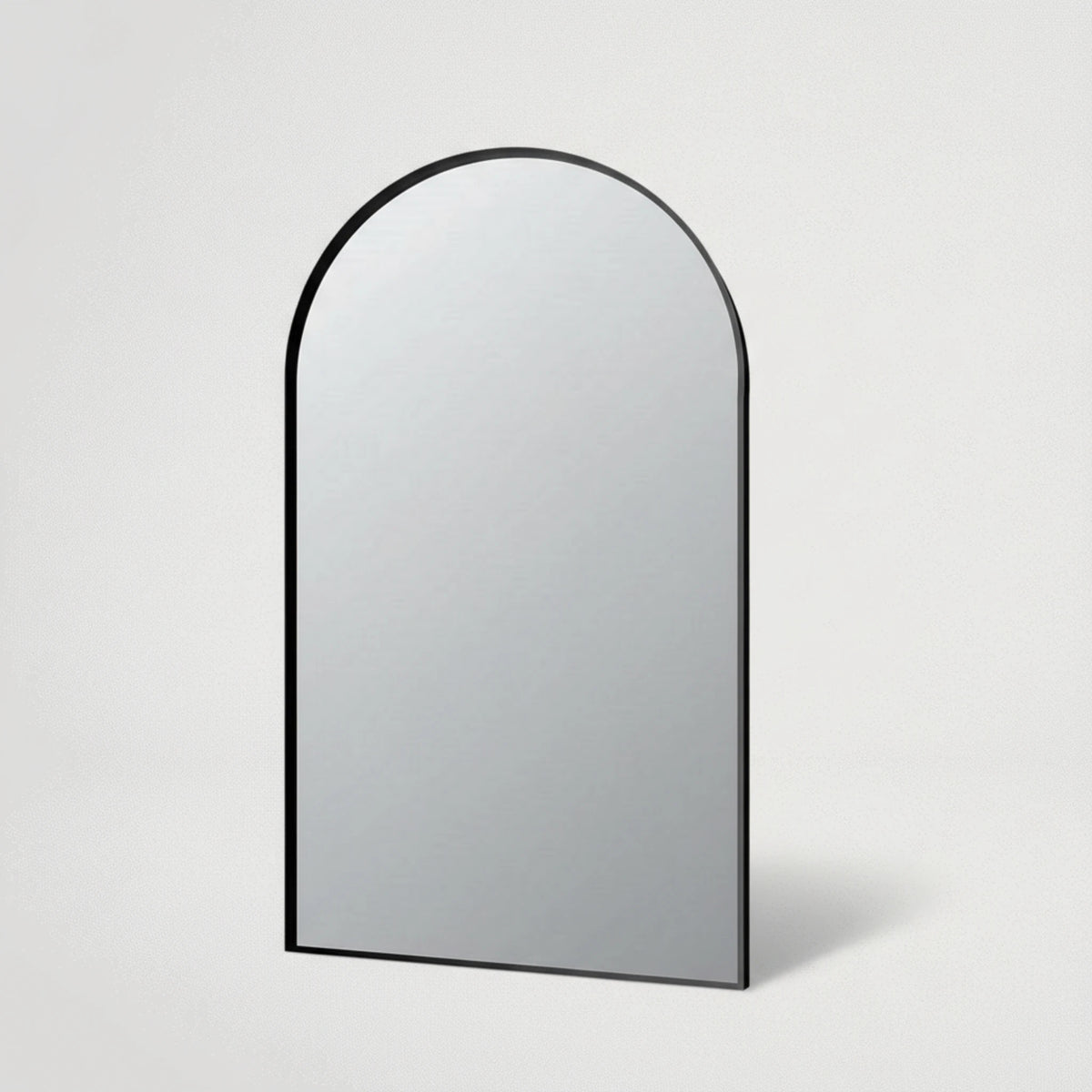 מראה שבורה 2015