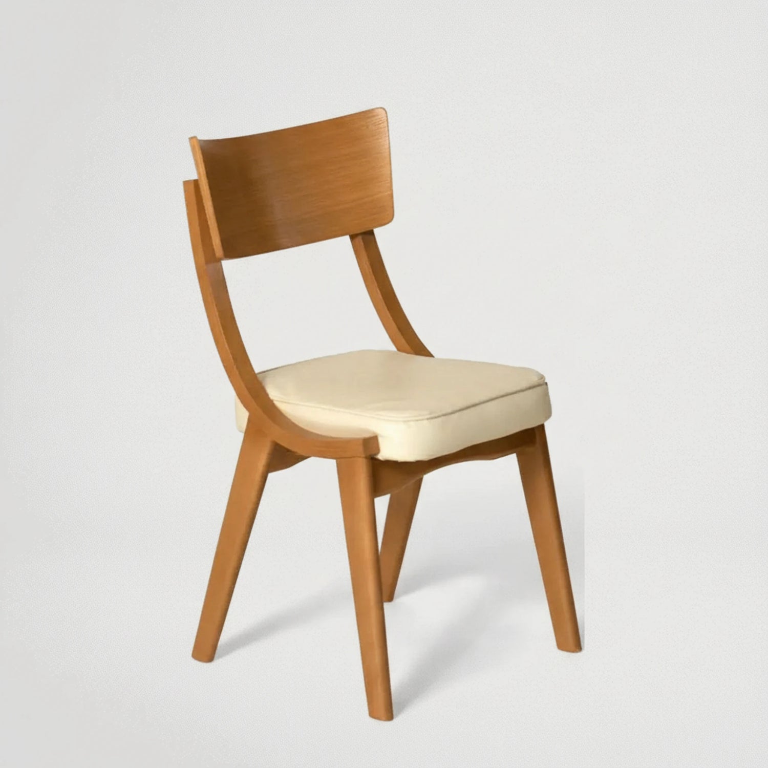 כיסא מודרני מעץ מלא דגם 1136