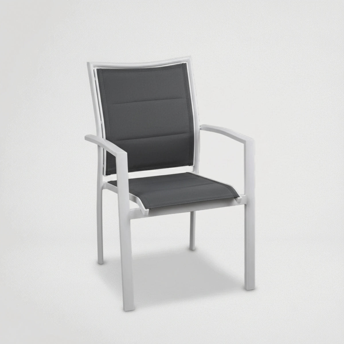 כיסא גינה שקד