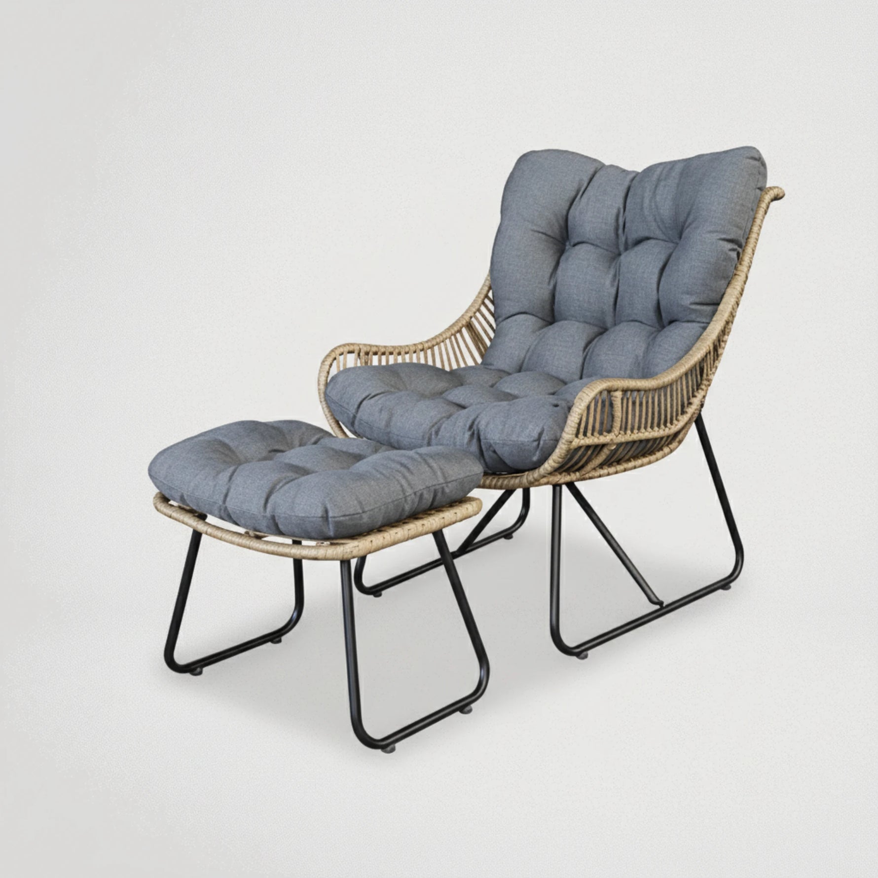 כיסא נוח עם הדום לגינה 7751