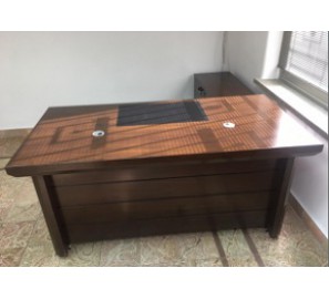 שולחן מנהלים דגם 383117 במידה 180/90 במבצע