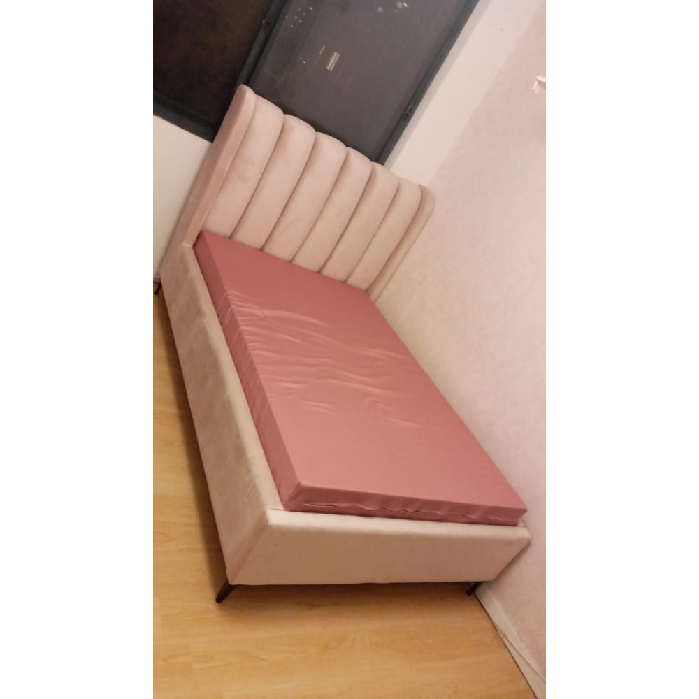 מיטת יחיד מעוצבת דגם 6667