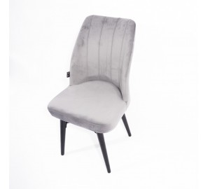 כיסא בן מרופד