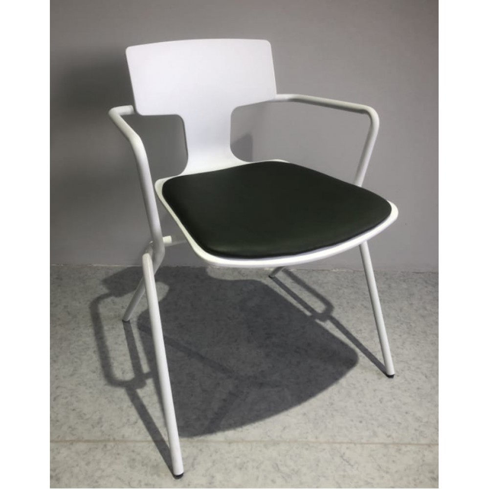 POLA כסא דגם POLA כסא דגם