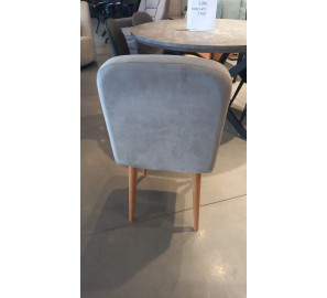 כסא דגם זוארץ