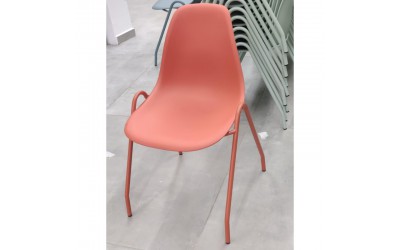 כיסא דגם מילנקה