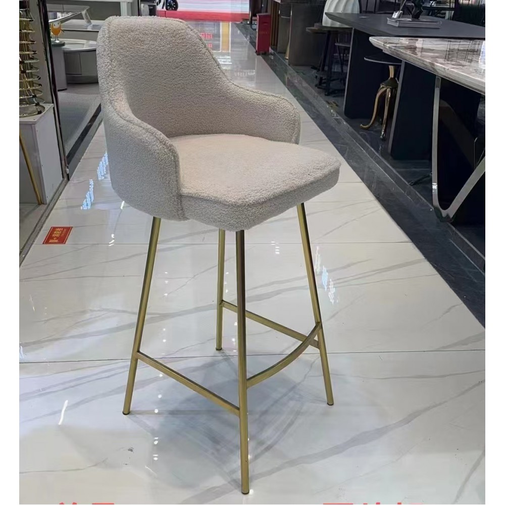 כיסא בר דיור