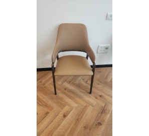 כיסא דגם לוילטינה