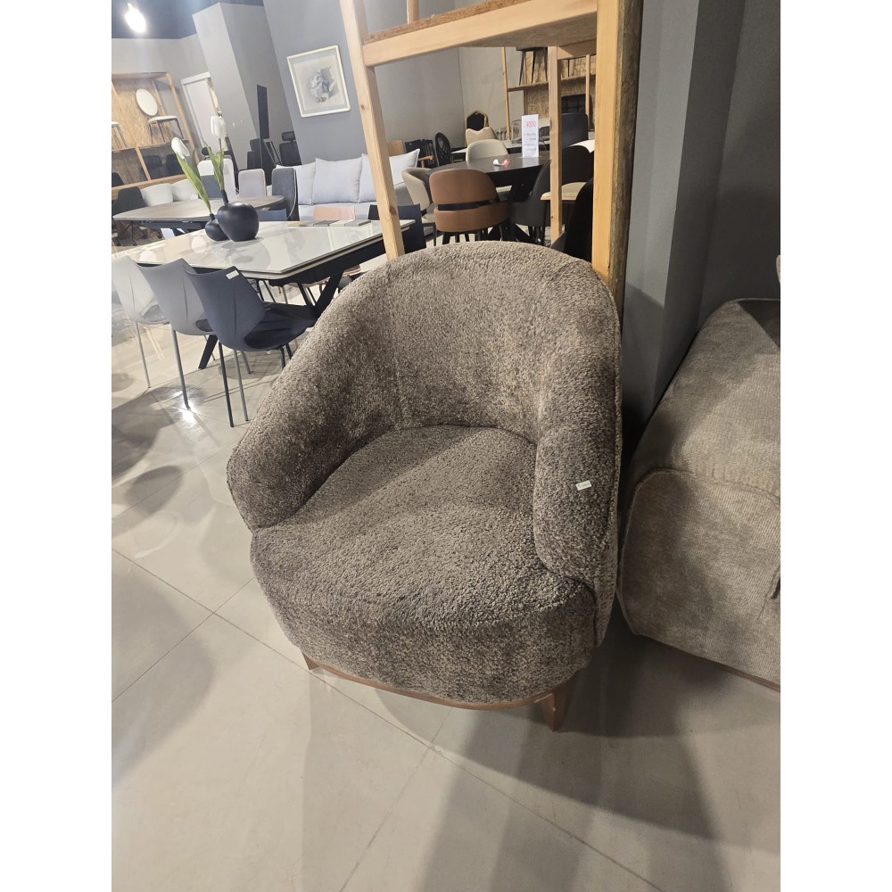 כורסת יחיד גוון אפור כהה מתצוגה