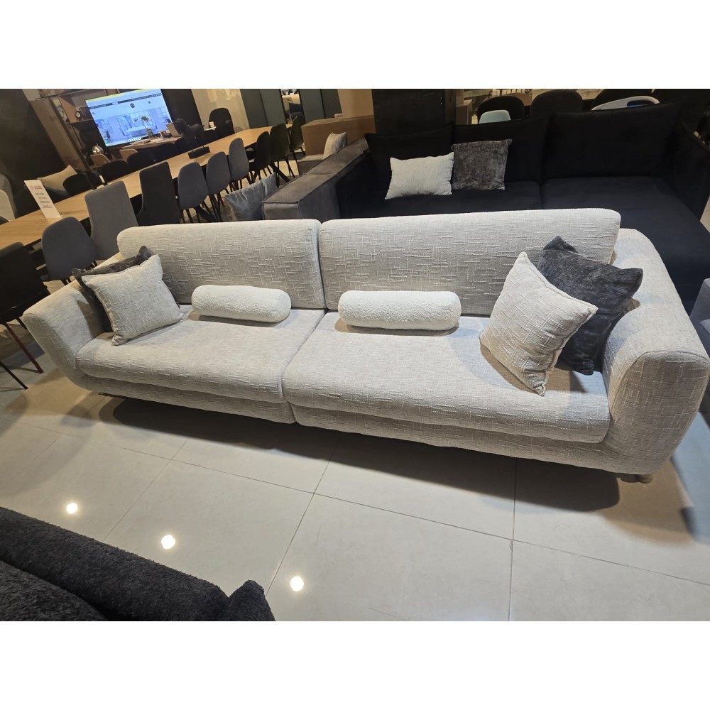 ספה מעוצבת 3 מטר מתצוגה