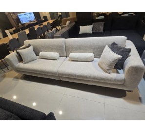 ספה מעוצבת 3 מטר מתצוגה