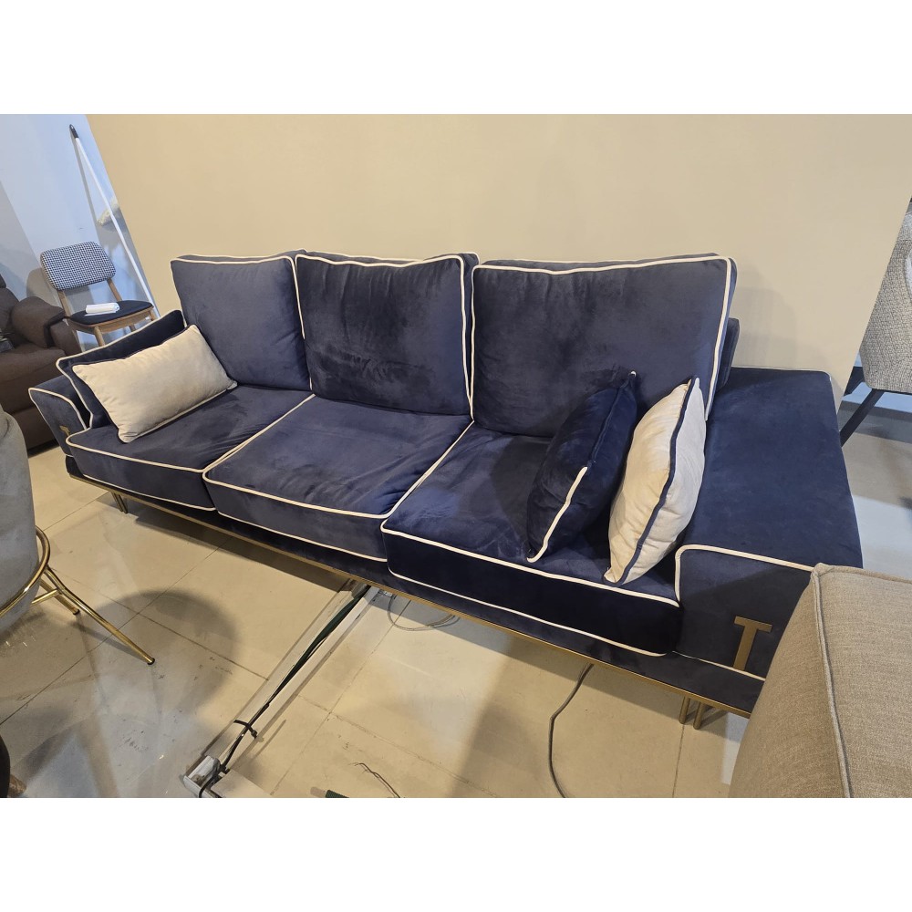 ספה כחולה 2.8 מטר מתצוגה