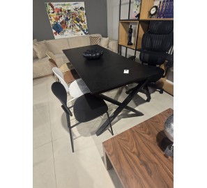 שולחן מלבני שחור 180 מתצוגה