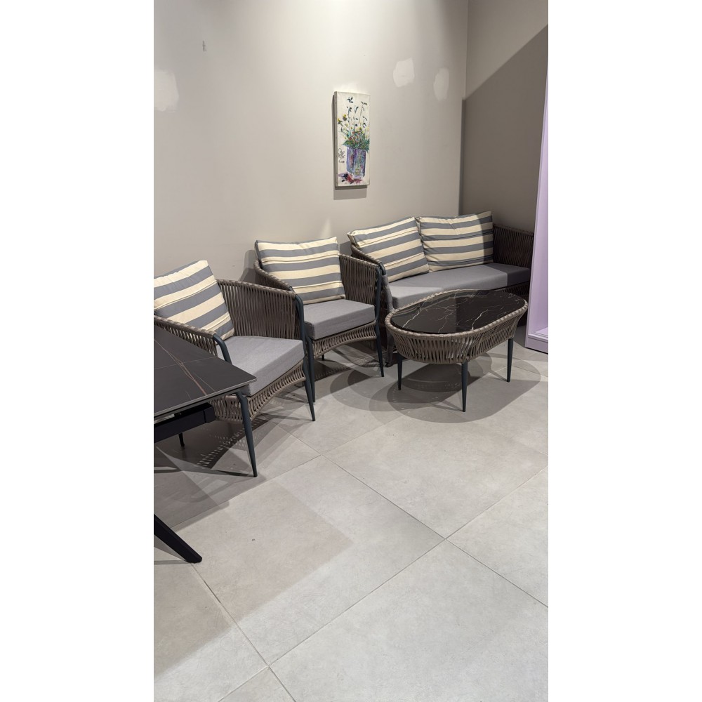 סט לגינה מעוצב מתצוגה