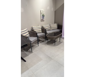 סט לגינה מעוצב מתצוגה