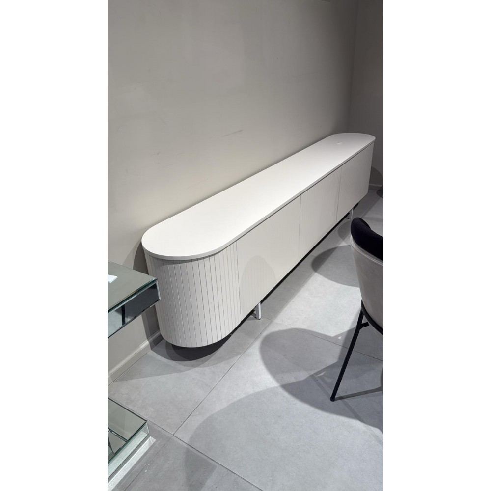 מזנון 2.5 מטר לבן מתצוגה